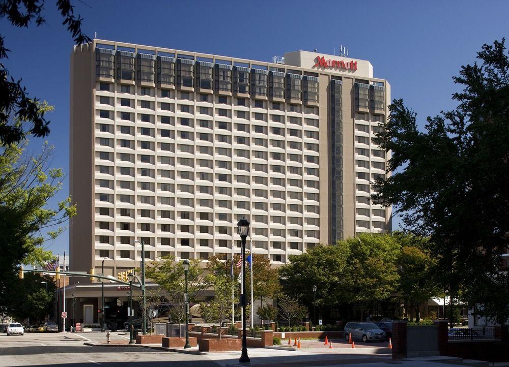Richmond Marriott Hotel Ngoại thất bức ảnh