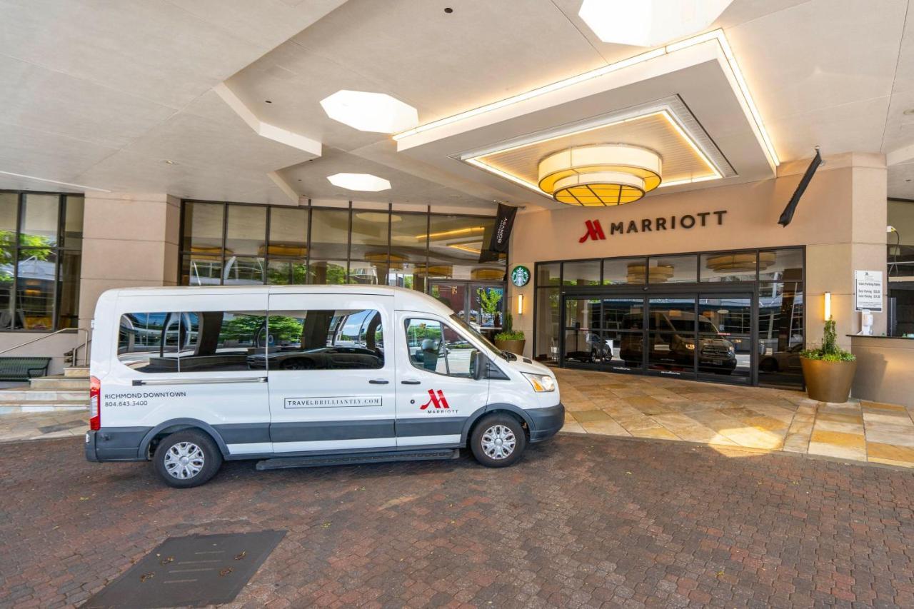 Richmond Marriott Hotel Ngoại thất bức ảnh