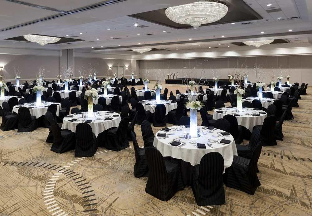 Richmond Marriott Hotel Ngoại thất bức ảnh