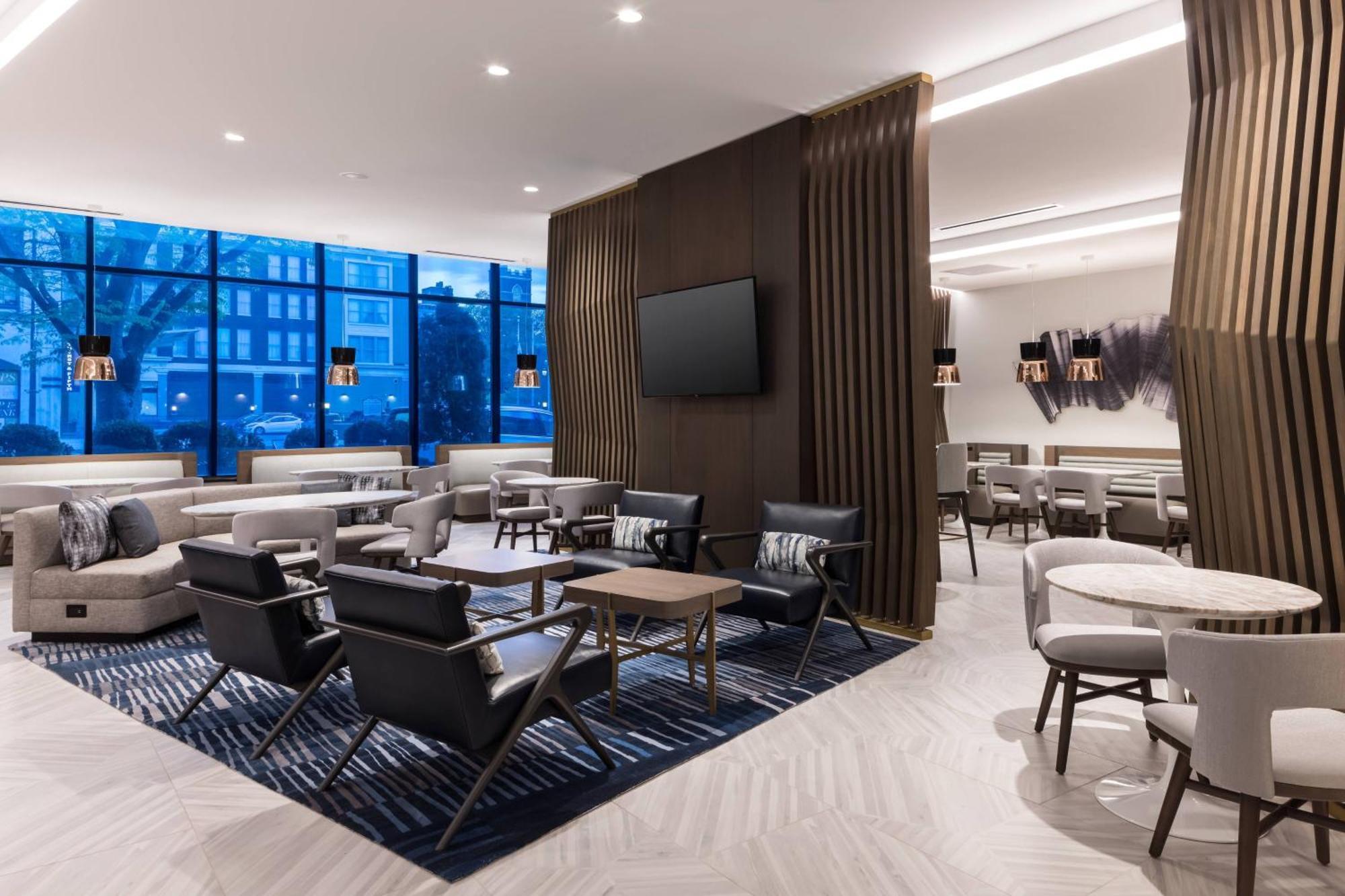 Richmond Marriott Hotel Ngoại thất bức ảnh