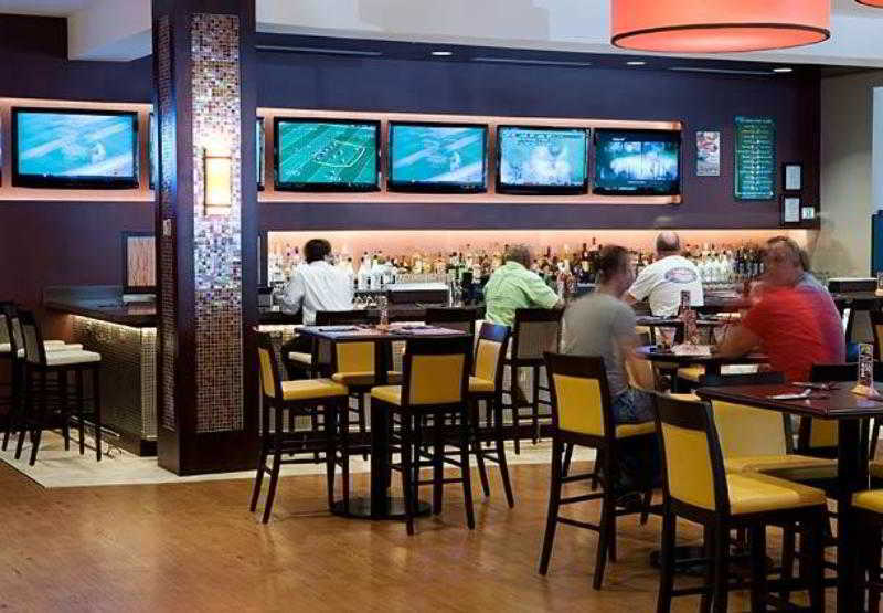 Richmond Marriott Hotel Ngoại thất bức ảnh